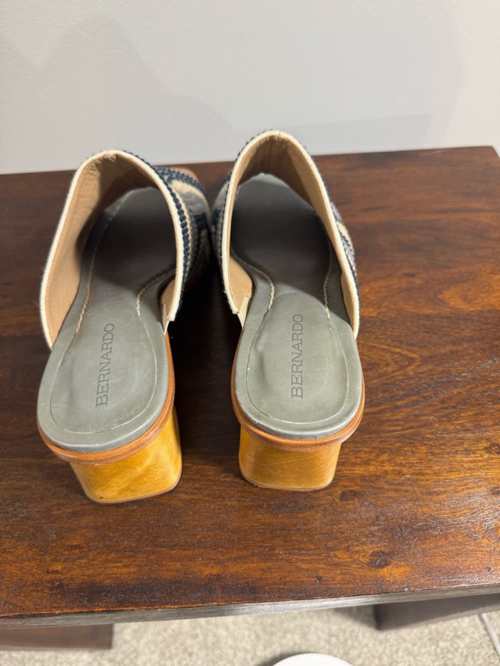 Bernardo Black, Cream & Gray Woven Slide Mules - Picture 4 of 4